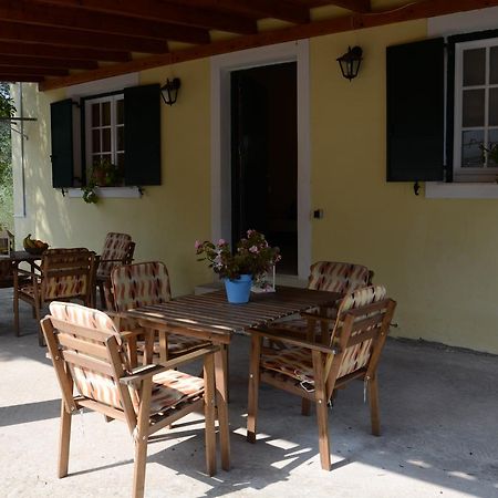 Villa Clementine Gaios Exteriör bild